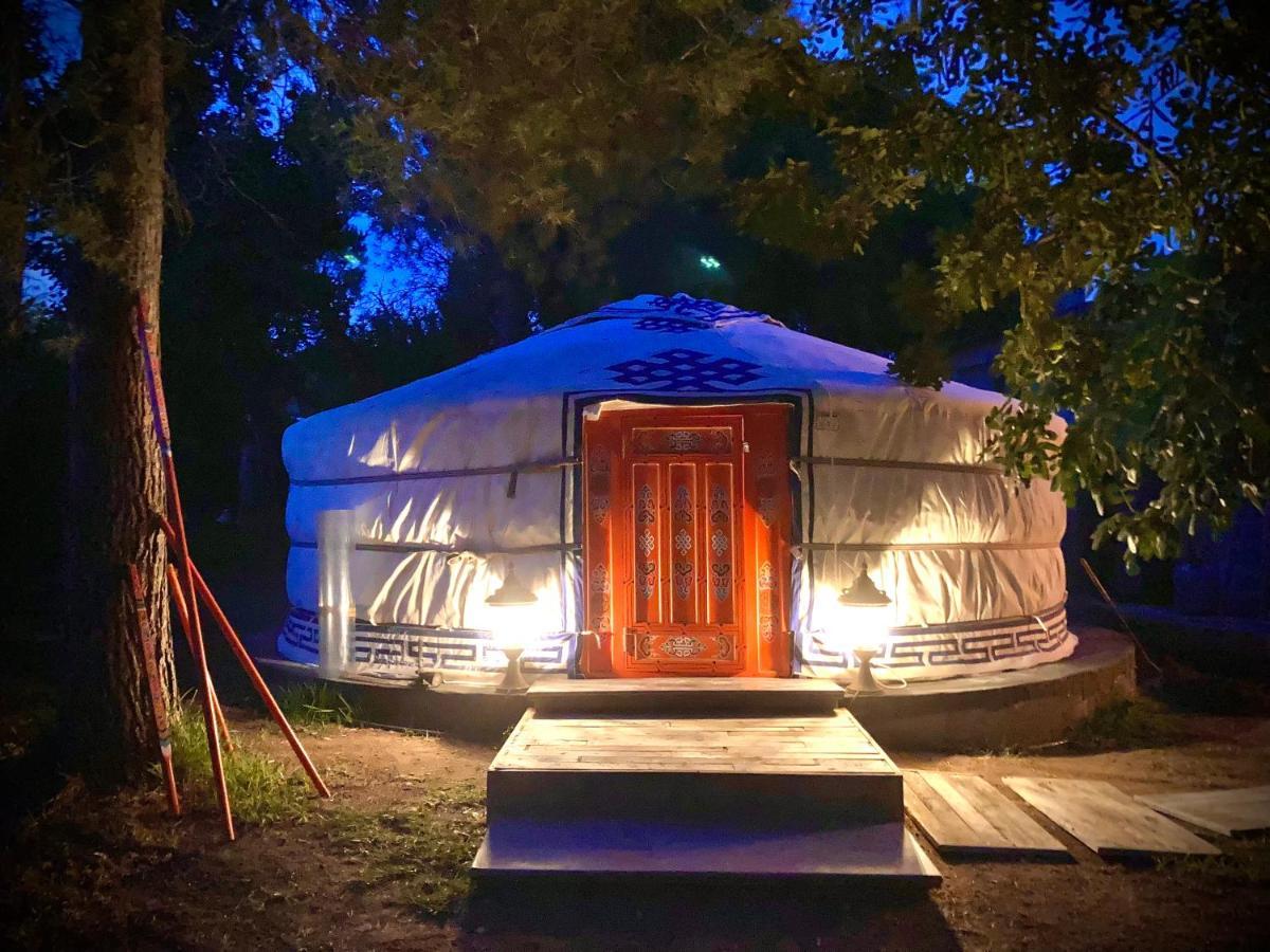 Yurta Arco Iris Hotel Riba-Roja De Turia Kültér fotó